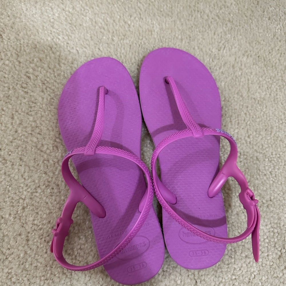 Havaianas sandals